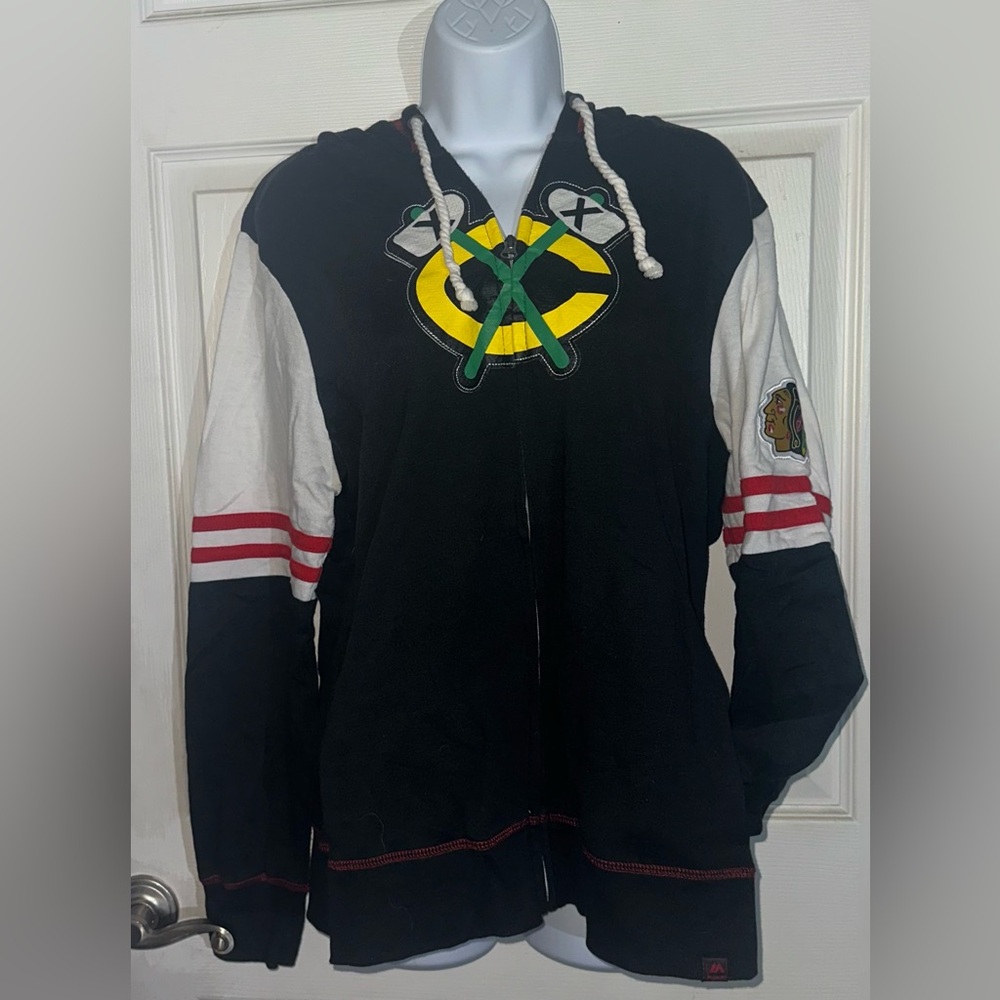 Chicago Blackhawks Hockey Zip-up Hoodie